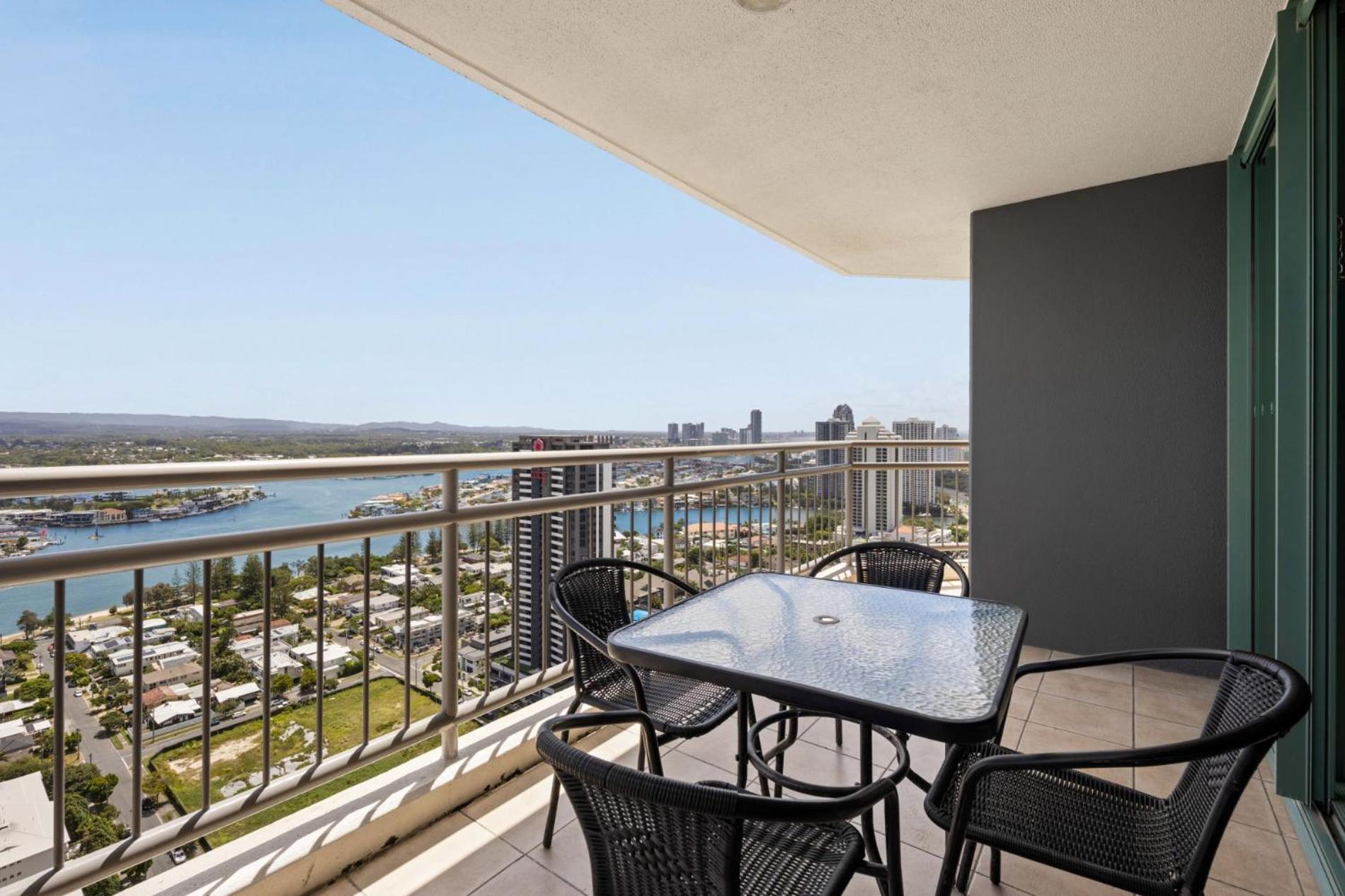 Crown Towers - Hosted By Coastal Letting Apartment *